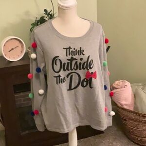 Disney Parks Women’s Size 1X Lightweight Sweatshirt, Super Cute!